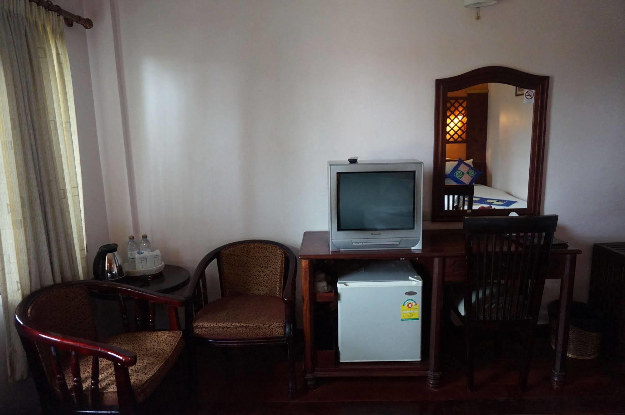 E-Outfitting Vang Thong Hotel Luang Prabang Eksteriør bilde