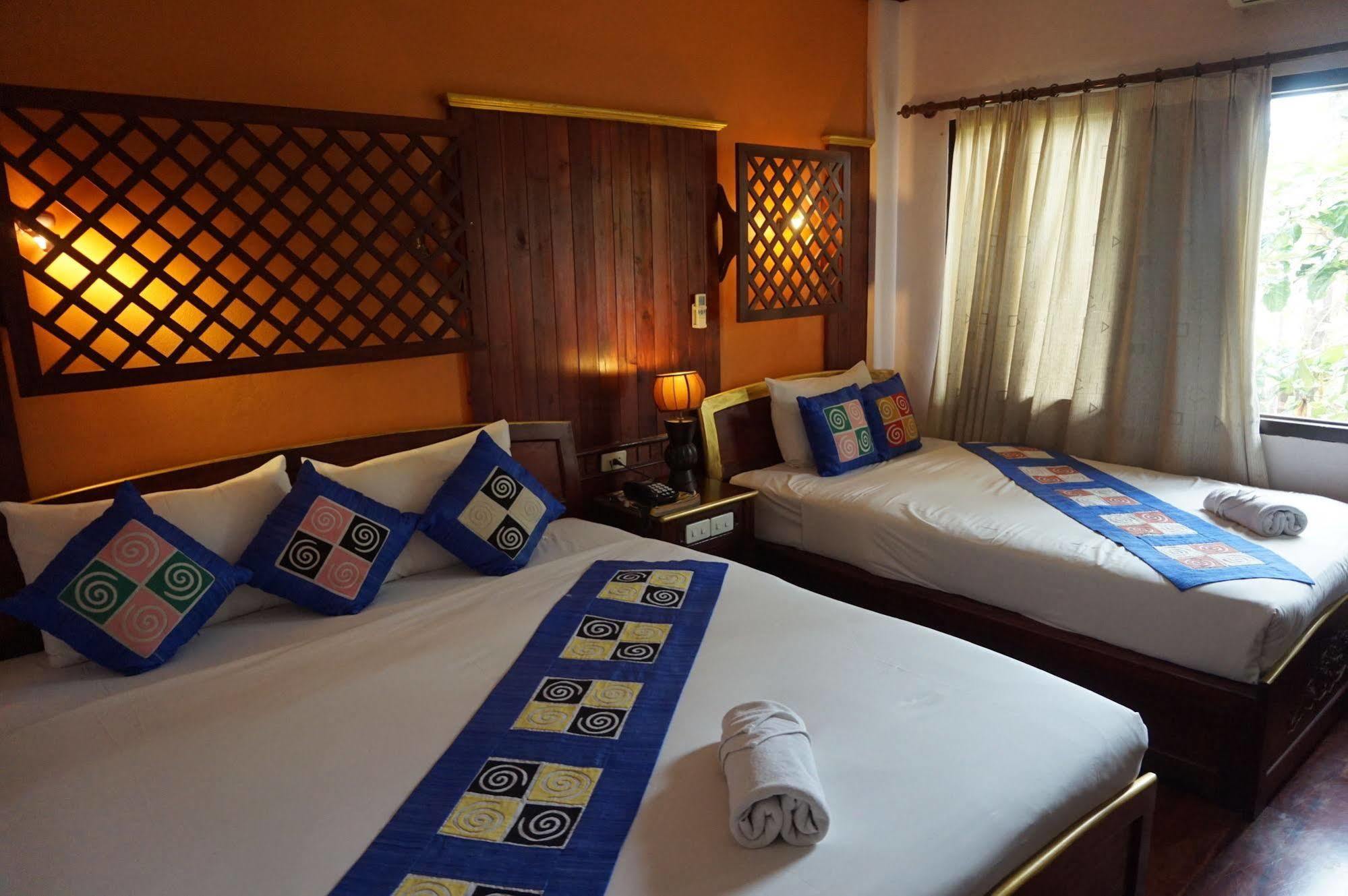 E-Outfitting Vang Thong Hotel Luang Prabang Eksteriør bilde