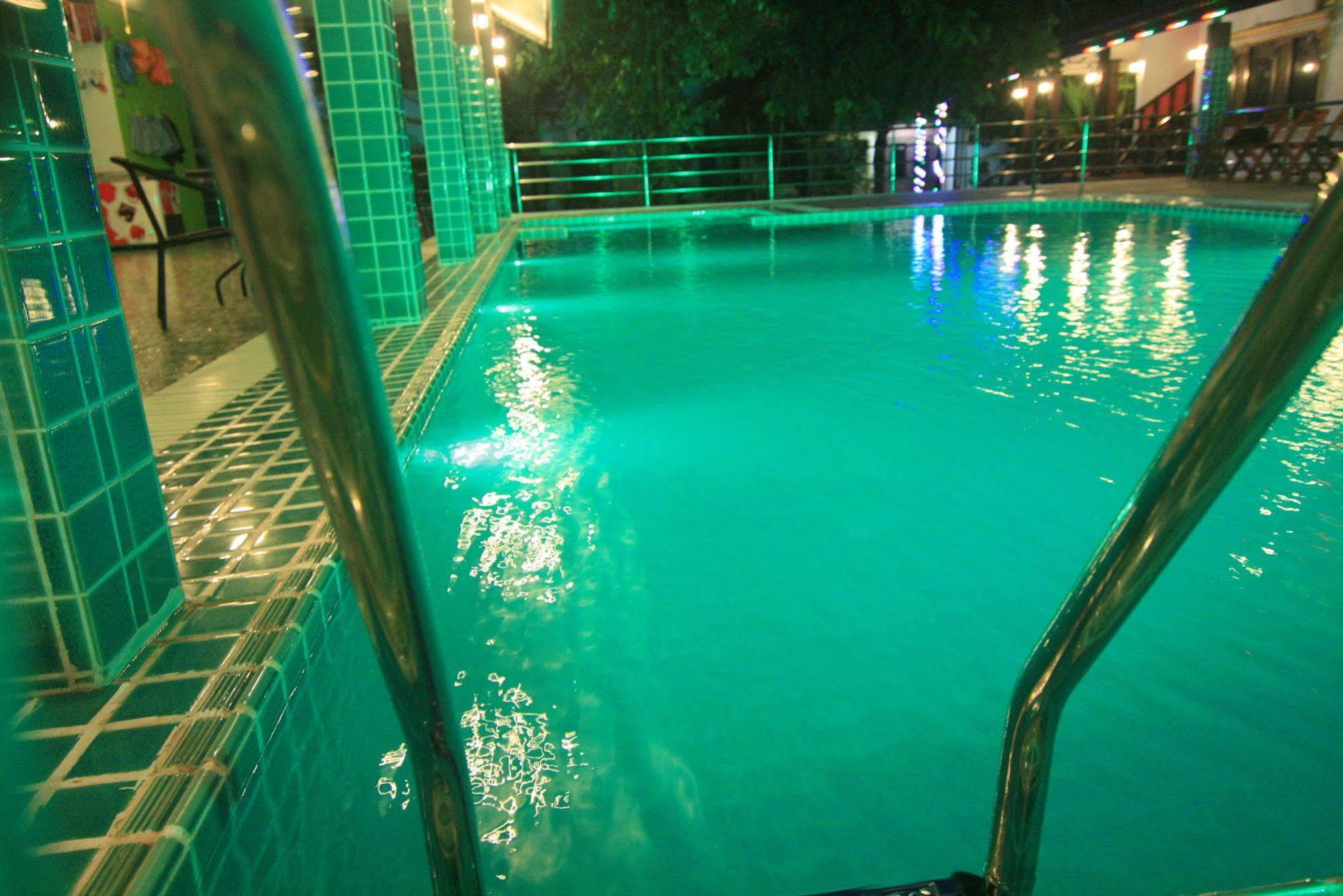 E-Outfitting Vang Thong Hotel Luang Prabang Eksteriør bilde