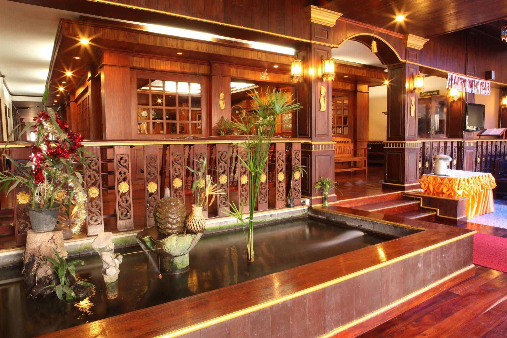 E-Outfitting Vang Thong Hotel Luang Prabang Eksteriør bilde