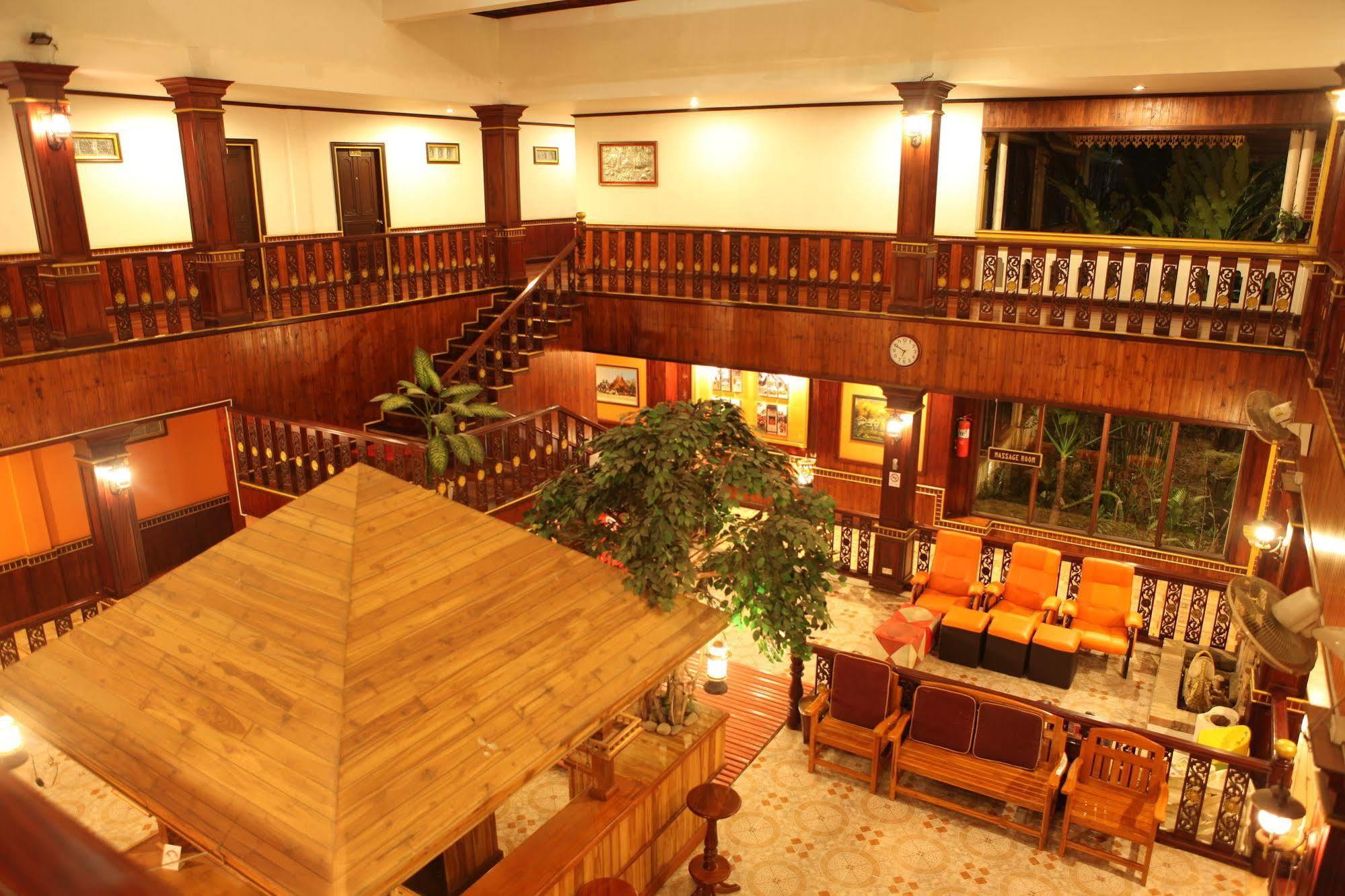 E-Outfitting Vang Thong Hotel Luang Prabang Eksteriør bilde