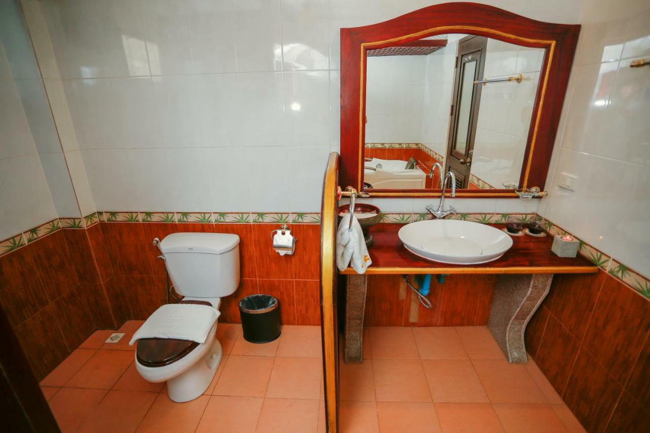 E-Outfitting Vang Thong Hotel Luang Prabang Eksteriør bilde