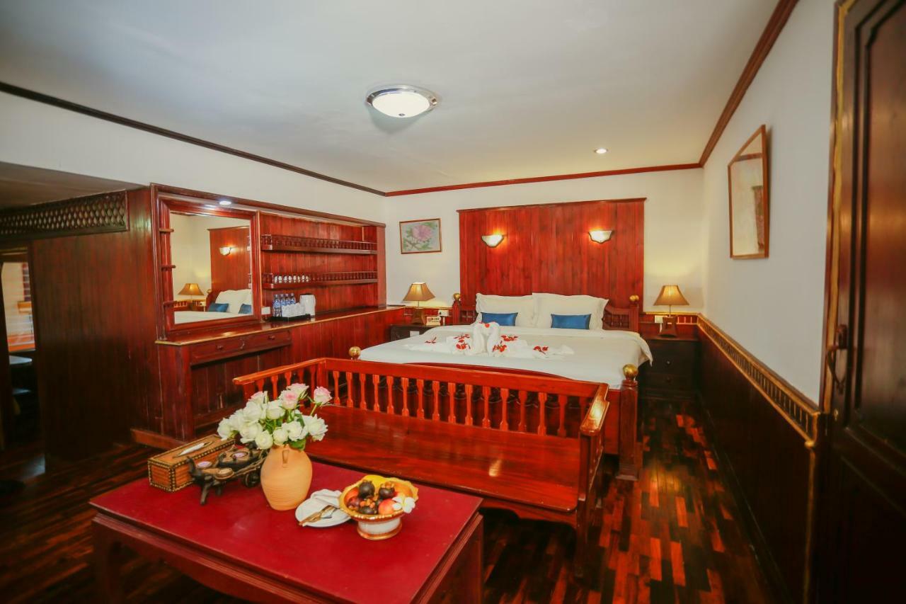 E-Outfitting Vang Thong Hotel Luang Prabang Eksteriør bilde