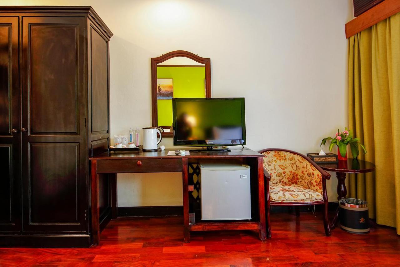 E-Outfitting Vang Thong Hotel Luang Prabang Eksteriør bilde